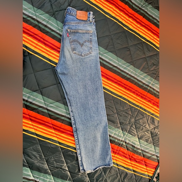 Ribcage Levi’s - Picture 1 of 4